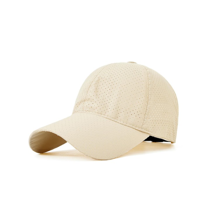 Solid color comfortable and breathable baseball cap