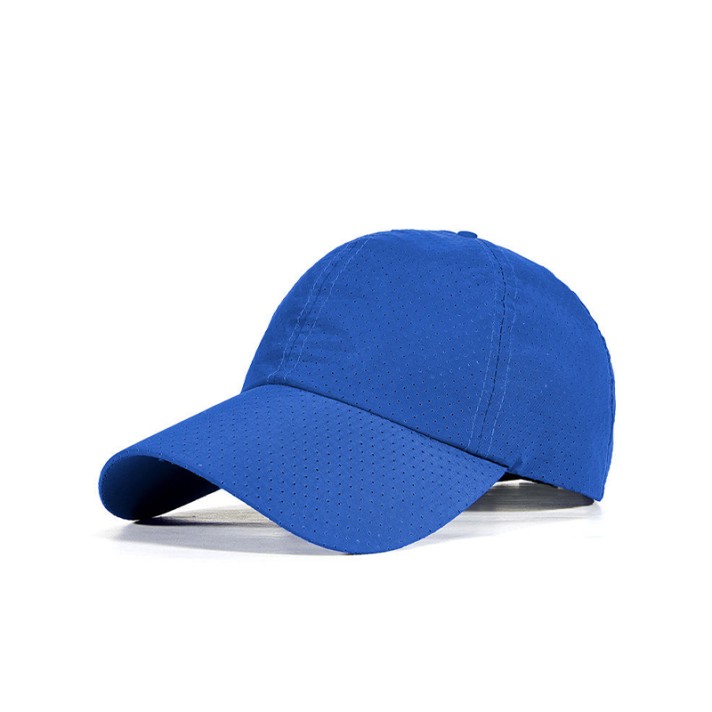 Solid color comfortable and breathable baseball cap