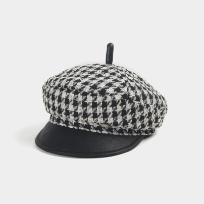 Versatile checkered print comfortable beret