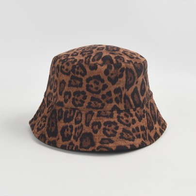 Stylish and comfortable leopard print beret