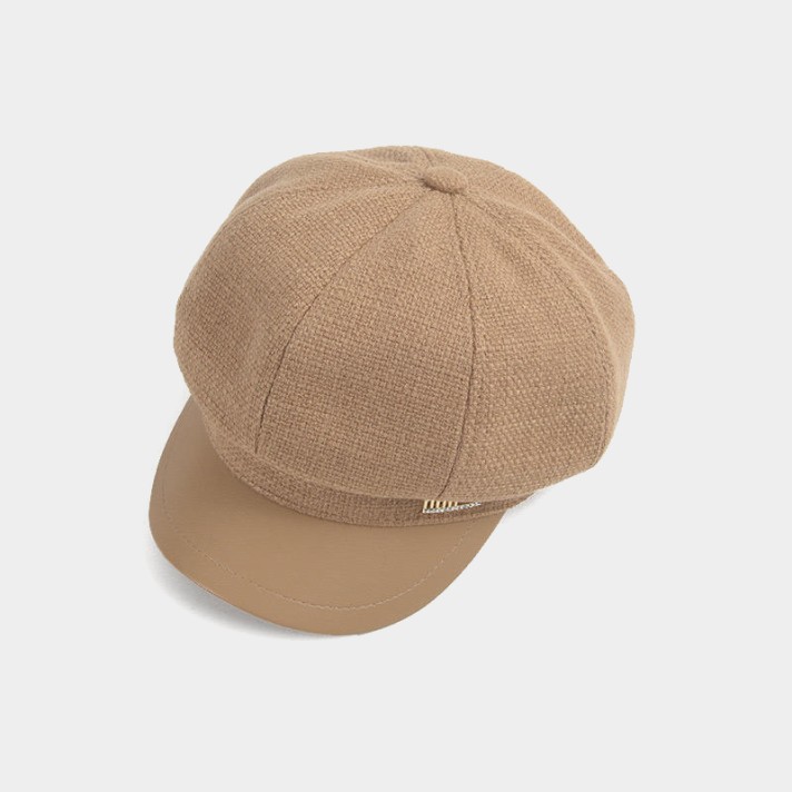 Vintage leather-brimmed comfortable beret