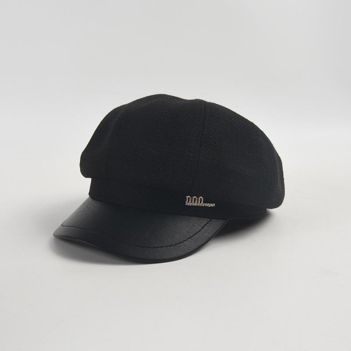 Vintage leather-brimmed comfortable beret