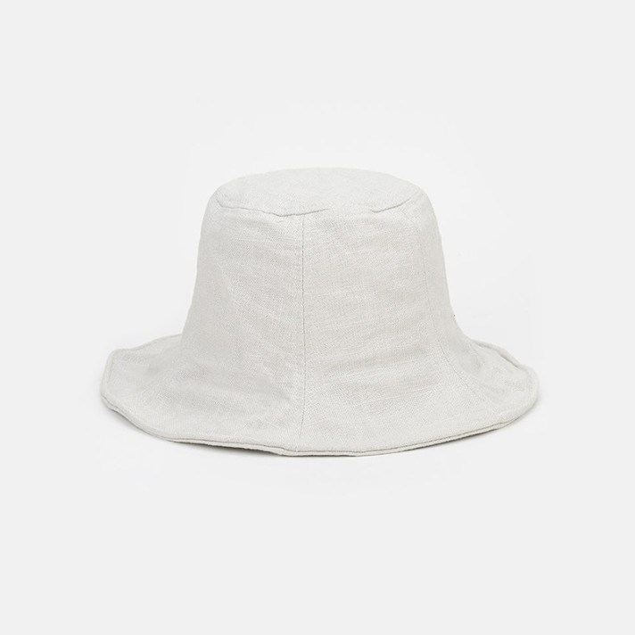 Simple and comfortable outdoor bucket hat