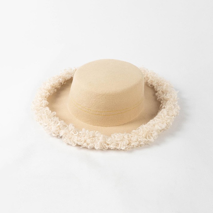 Casual rolled-brim flat-top wool felt hat