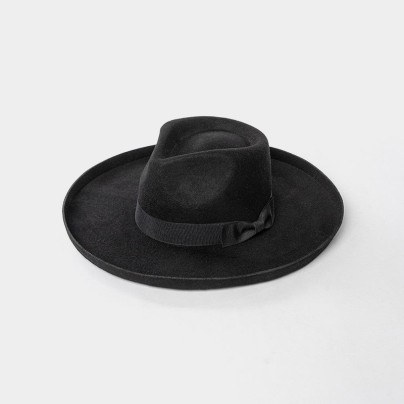 Stylish studded western cowboy soft felt hat