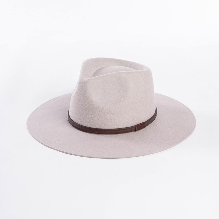 Vintage wide-brimmed wool felt hat