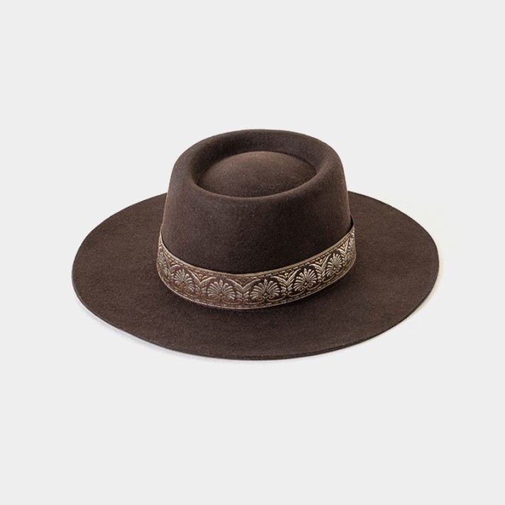 Vintage luxury accessories wool felt hat