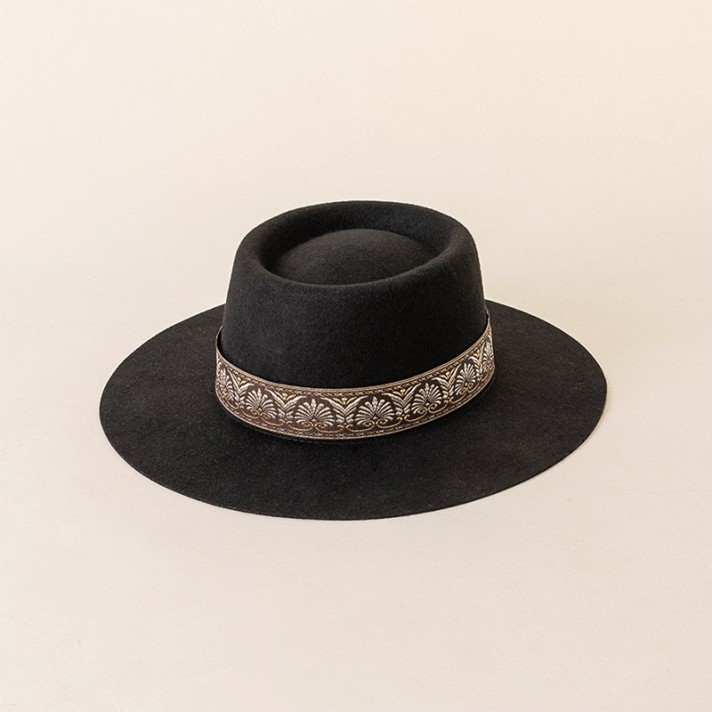 Vintage luxury accessories wool felt hat