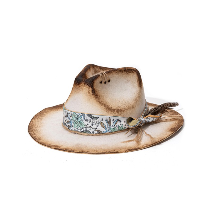 Wool felt hat with bow and feather decoration