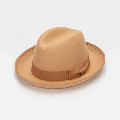 High-quality vintage short-brimmed felt hat