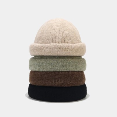 Simple outdoor warm wool knitted hat
