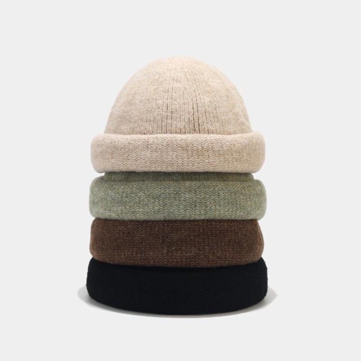 Simple outdoor warm wool knitted hat