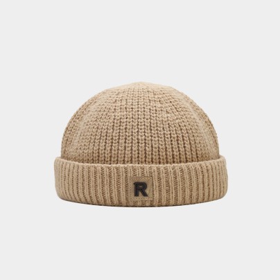 New stylish and comfortable knitted hat