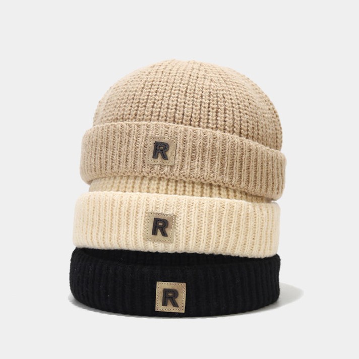 New stylish and comfortable knitted hat
