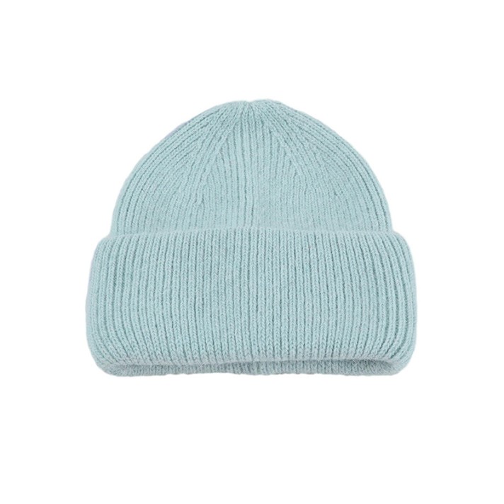 Warm and comfortable plush thick knitted hat Warm and comfortable plush thick knitted hat
