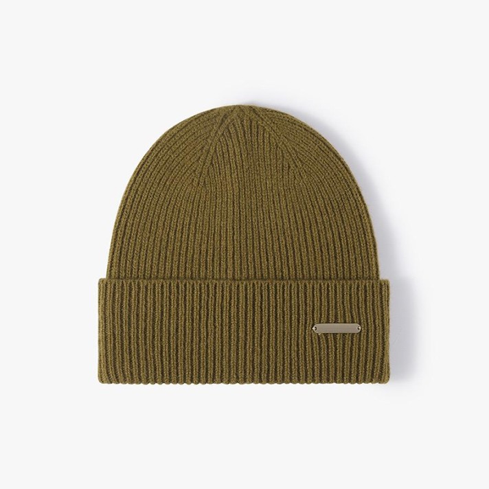 Luxurious solid-color wool knitted hat