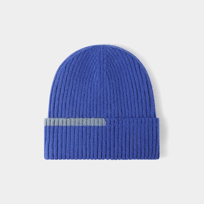Warm and thick comfortable knitted hat
