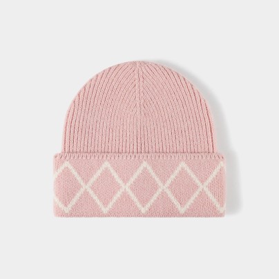 High-quality diamond pattern knitted hat