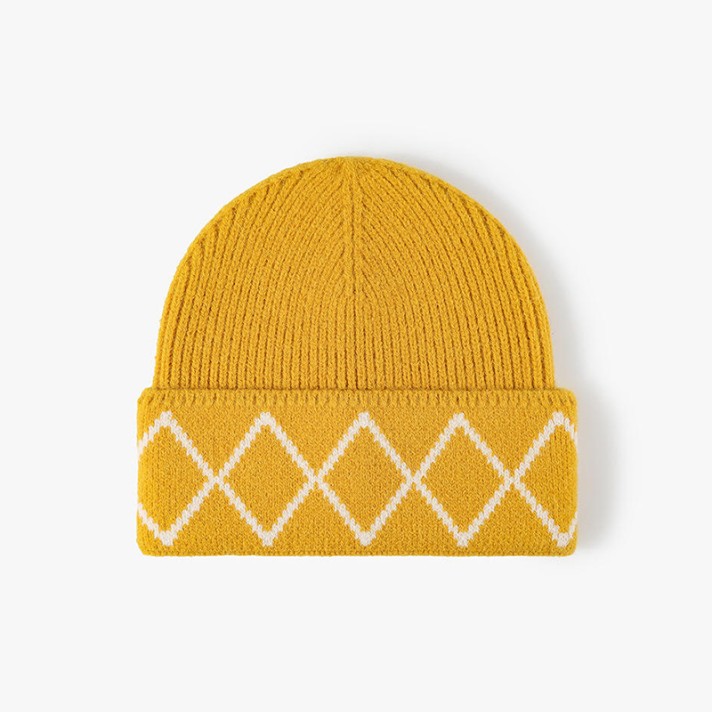 High-quality diamond pattern knitted hat