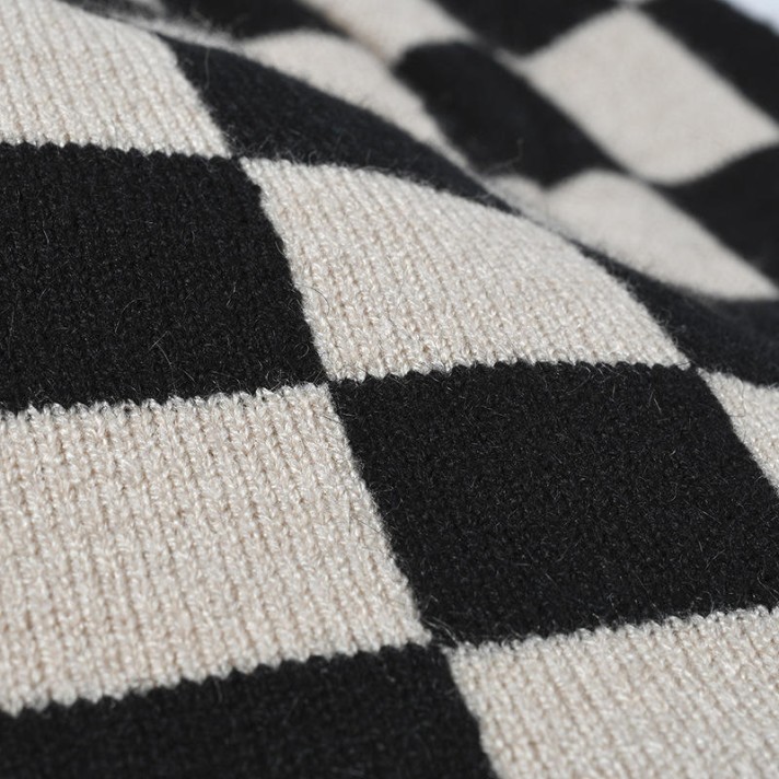 Mesh pattern comfortable knit hat