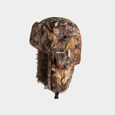 Winter outdoor ear-protecting plush hat