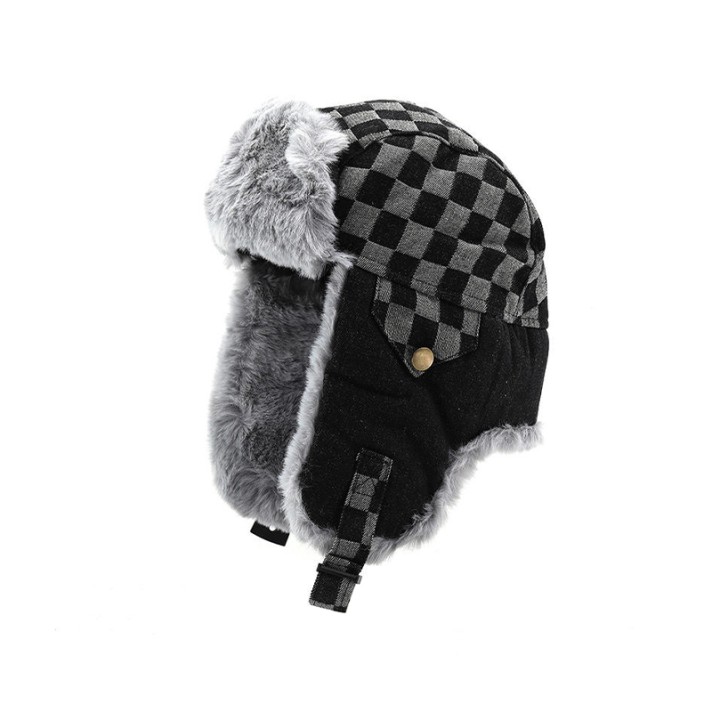 Checkered pattern thickened ear-covering fleece hat