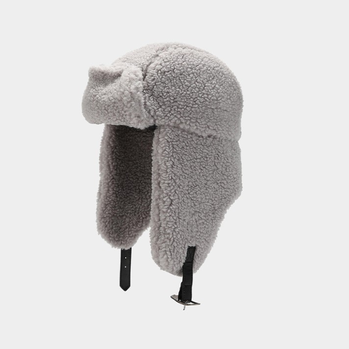 Simple outdoor comfortable plush hat