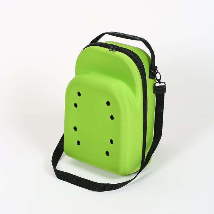 Portable scratch-resistant hat case