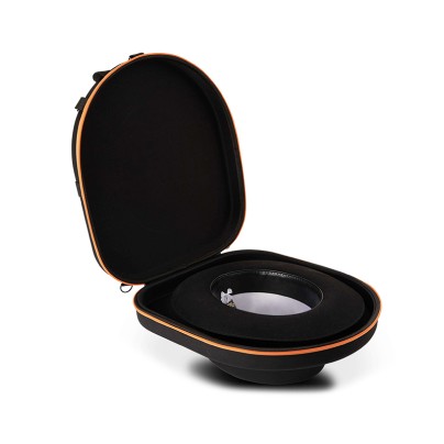 Waterproof and pressure-resistant portable hat box