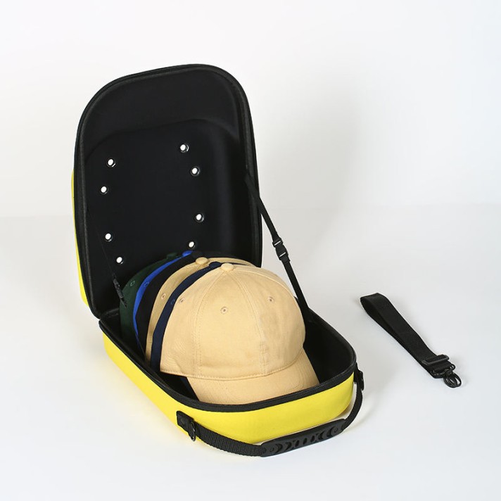 Yellow hard-shell dustproof hat case Yellow hard-shell dustproof hat case