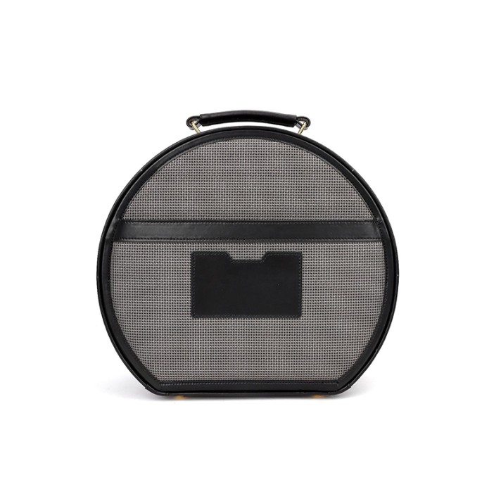 Retro checkered pattern sturdy and portable hat box