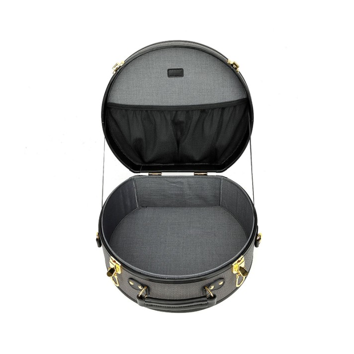 Retro checkered pattern sturdy and portable hat box